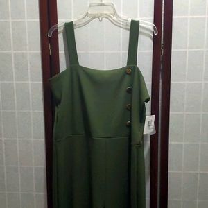 Women's Romper/Jumpsuit w/ Wide Straps & Gold Butt